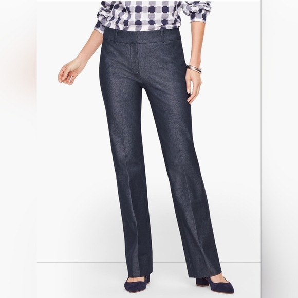 Women's Talbots Newport Pant, Polished Denim, Size 8P, Pre-owned - Picture 1 of 12